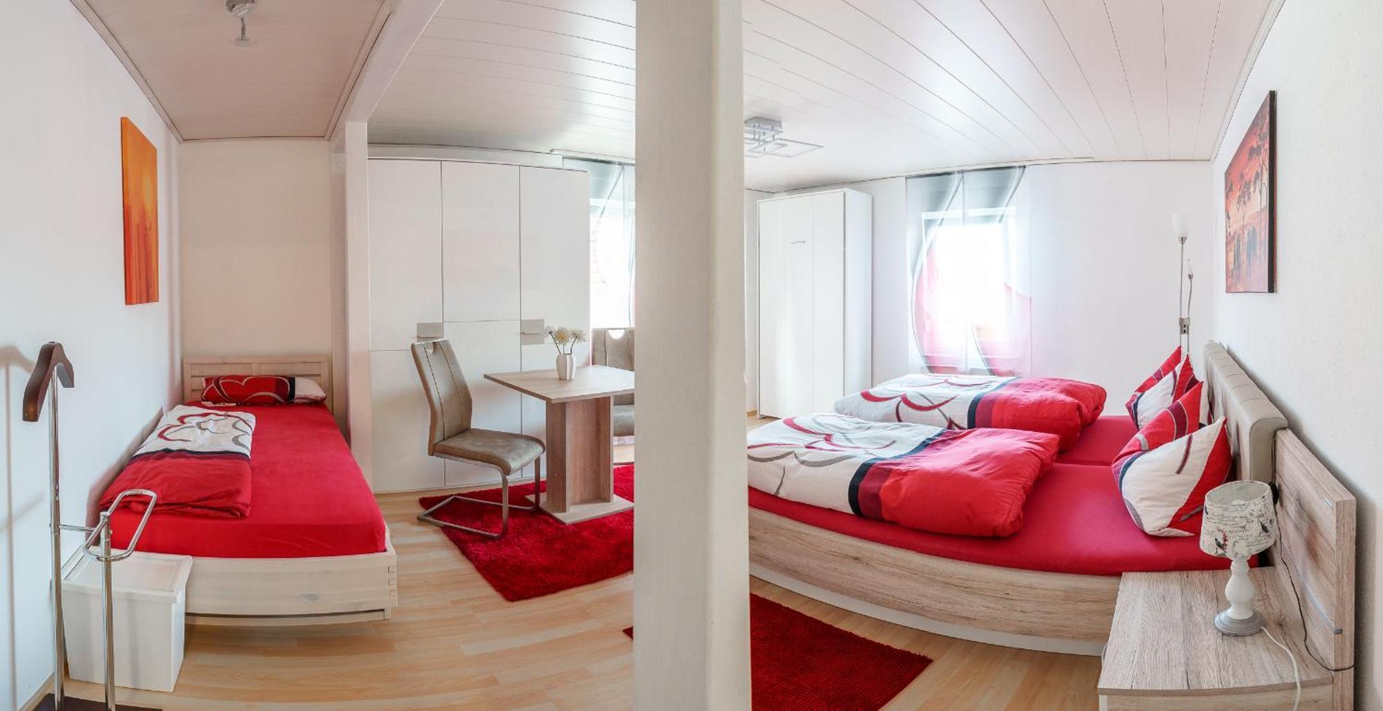 Wilhelm Appartements 100Qm Im Zentrum Brackenheim Naehe Tripsdrill 외부 사진