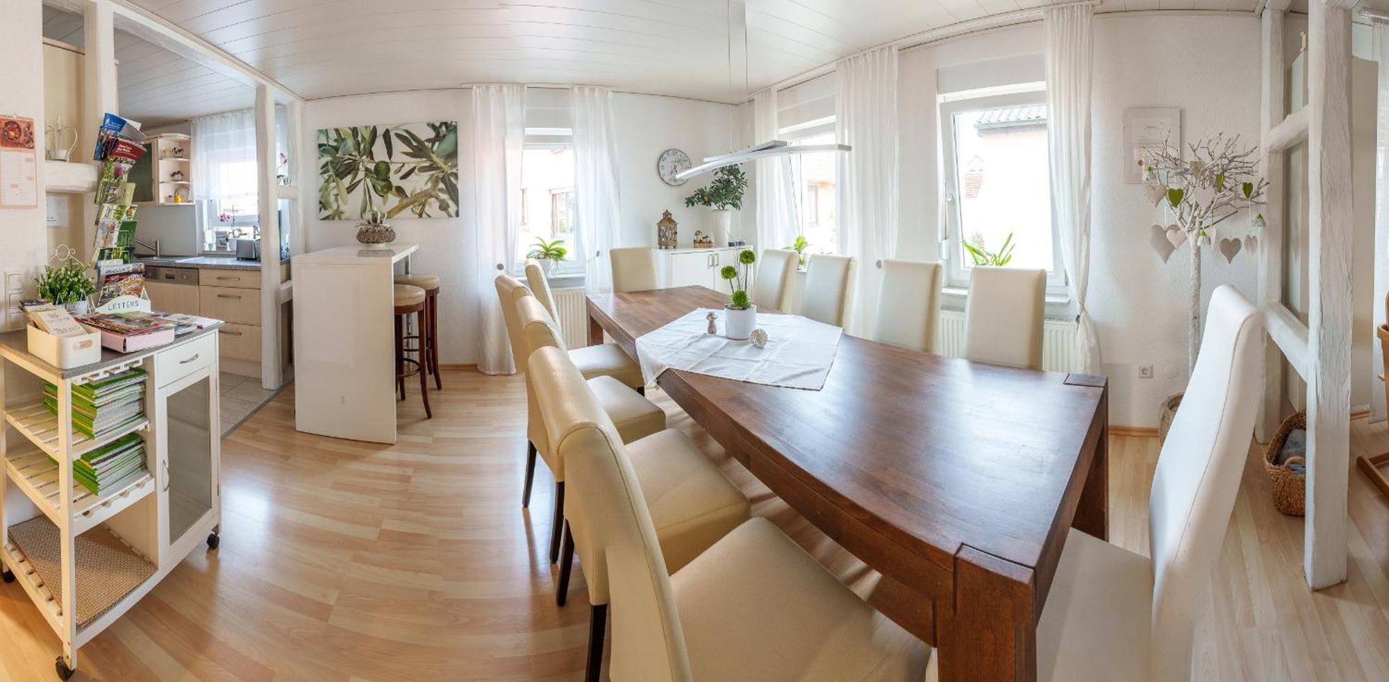 Wilhelm Appartements 100Qm Im Zentrum Brackenheim Naehe Tripsdrill 외부 사진