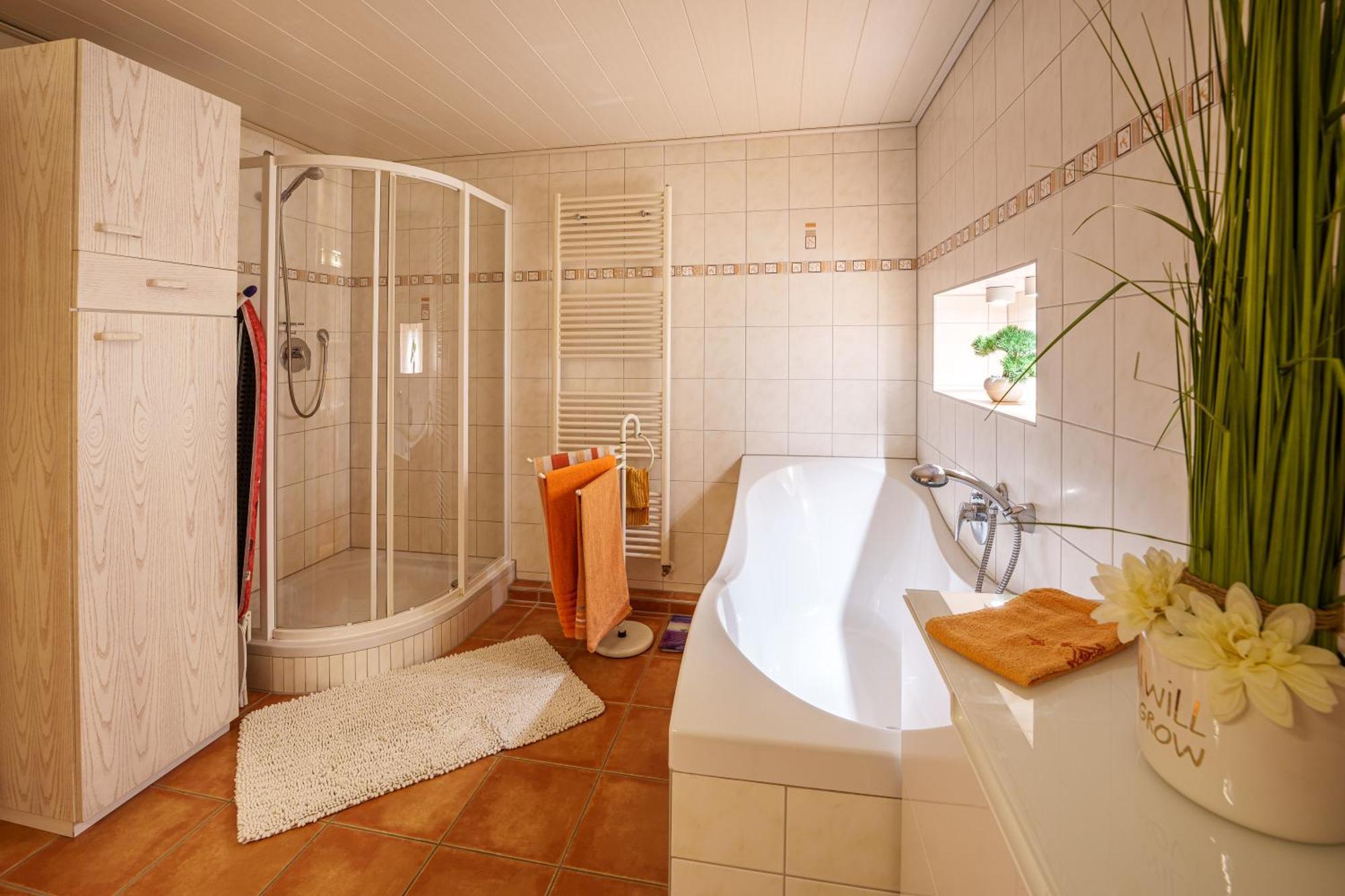 Wilhelm Appartements 100Qm Im Zentrum Brackenheim Naehe Tripsdrill 외부 사진